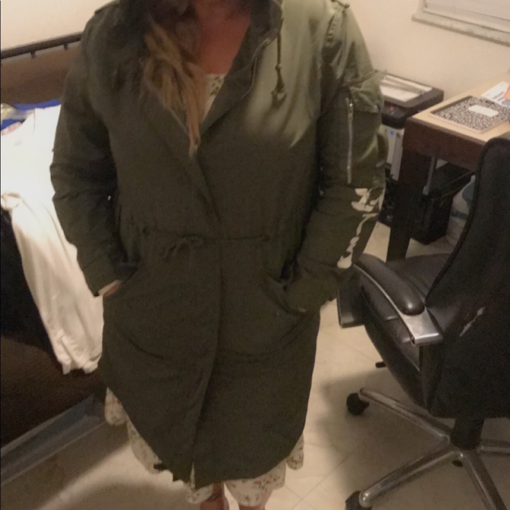 Light Jacket - image 4